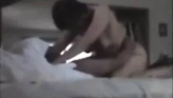 紧身阴道被操得很爽