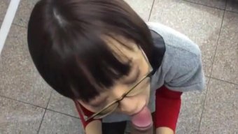 公共亚洲阴道口交