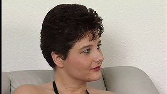 用阴蒂操胖胖胖子:口...