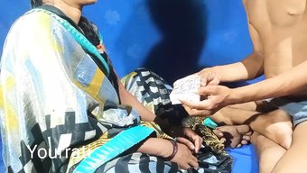 亚洲家庭主妇在这个热...