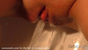 湿润和狂野:玛丽亚的...