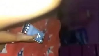 最性感的业余女孩被男...