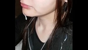 美丽的人妖妖妖妖场景...
