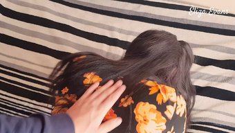 少女(18+)和她的...