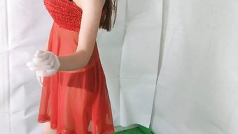 少女(18+)和她的...