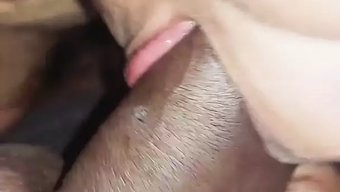 18+大学女孩在高清...