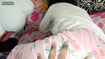 18+印度少女neh...