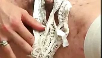 多毛的成熟女人参加女...