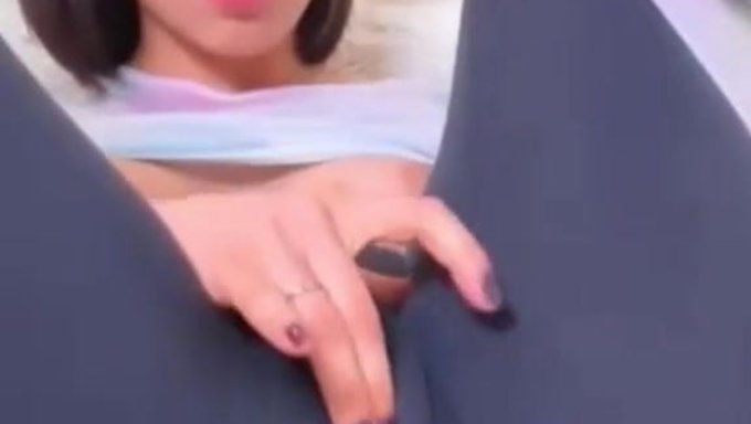 女孩们在性爱高峰中的惊人美丽