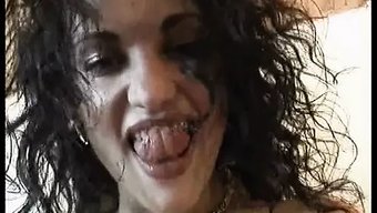 自慰和舔阴:感性的独奏会话