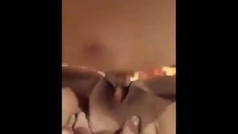 大自然的巨乳美女莫扎...