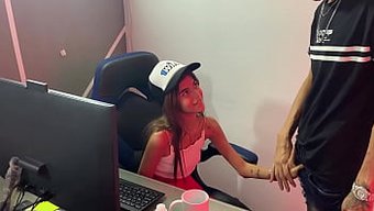 继妹沉迷于我的完整男...