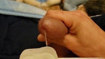 爱的继母和大而下垂的...