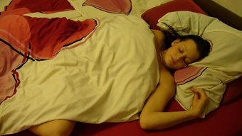 大奶妹的独奏会话