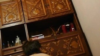 紧致的阴道被猛烈地操