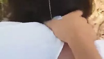硬核18岁女孩的屁股被操