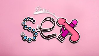 大屁股少女被她的继父高清操