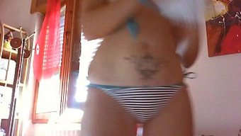 红发熟女的大屁股被操...