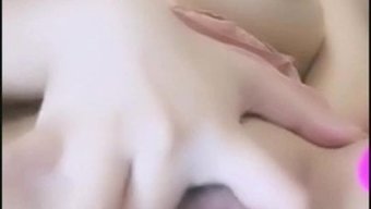 亚洲妈妈自制的牛仔女...