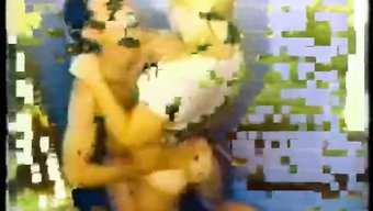 Sharon的年轻荡妇时间