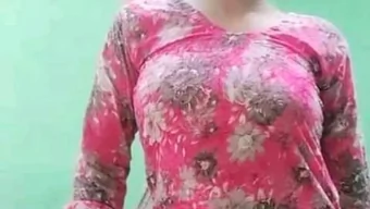 说印地语的18岁ta...