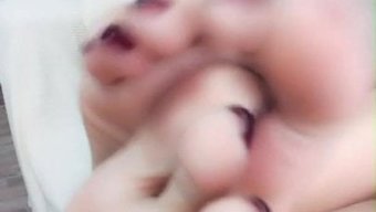 女孩们用脚:脚交天堂