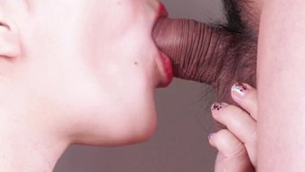 近距离观看泰国夫妇口...