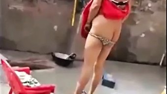 自制视频中的阴道紧缩动作
