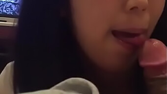 口交快感:日本女孩们...