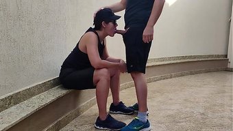 为了还债,男人只好用...