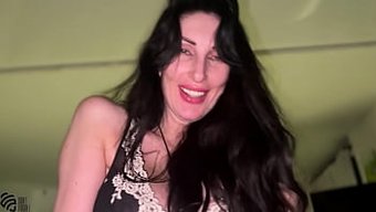 大天然乳房的熟女li...