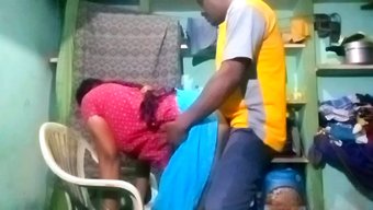 印度老师在浴室里被大鸡巴操