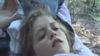 好女孩在房子里被操,...