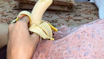 自然瘦弱的印度宝贝深喉口交