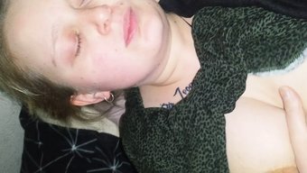 可爱的少女自制视频,...