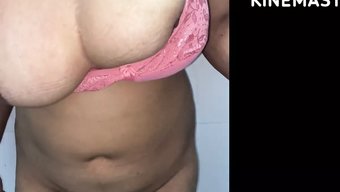 印度巨乳玩弄男友的乳头