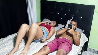 大屁股少女被粗暴地操...