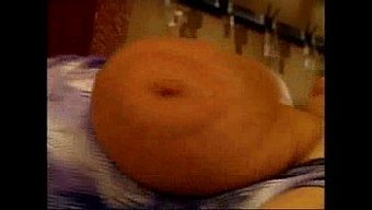 巨乳:一群丰满的宝贝