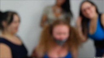 丰满的女孩被精液填满...