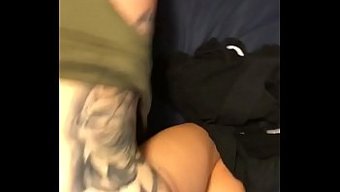 少女(18+)和男友...