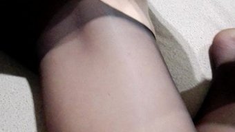 独自女孩的内衣游戏