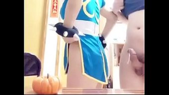 韩国女孩在ktv上变得肮脏