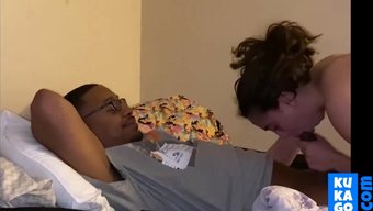 跨种族青少年(18+...