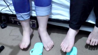 与这些亚洲姐妹一起享...