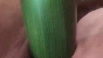 成熟女人第一次使用性玩具
