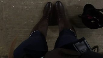 在种马的公司里自慰
