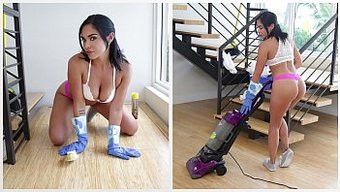 大屁股女佣selen...