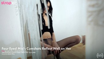 长腿美女穿着高跟鞋,...