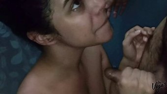 少女(19+)在浴室...