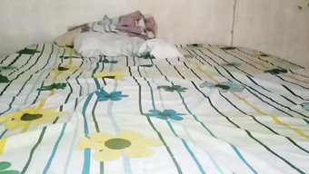 阿拉伯少女18+享受...